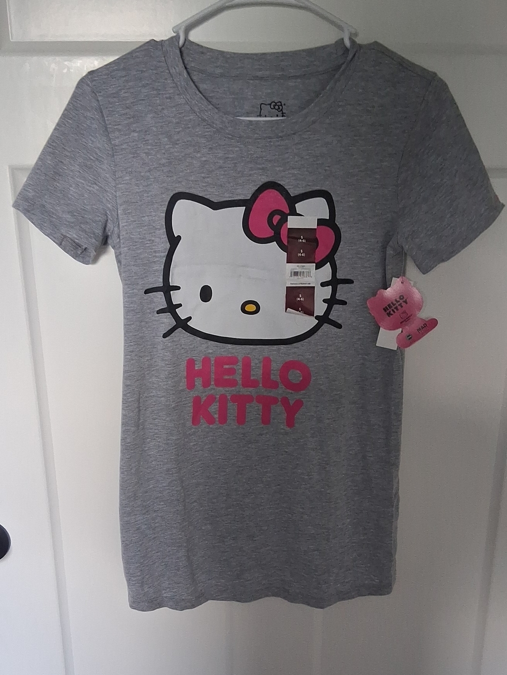 Hello Kitty Women's Juniors S(4-6) Grey Tee with Pink Bow and Pink Lettering